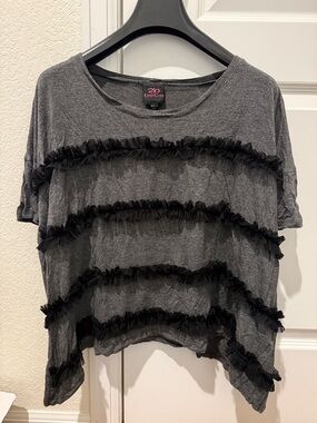 bebe Charcoal Gray Short Sleeve Top with Black Ruffle Trim